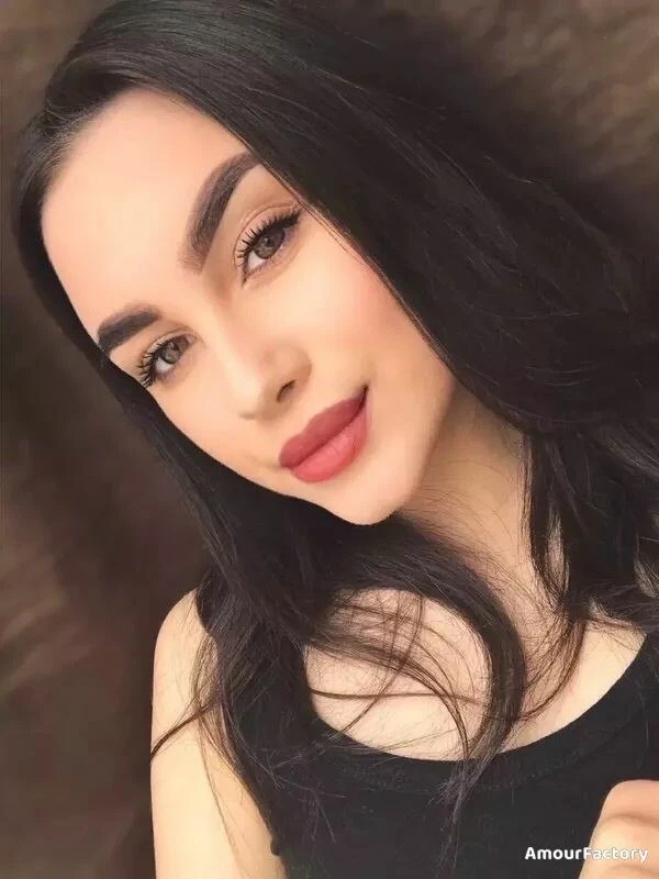 Nadejda, 19